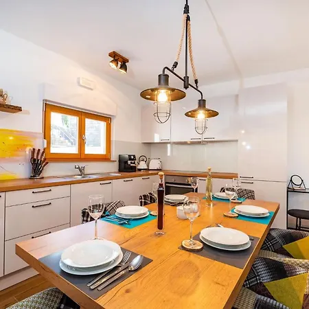 Authentic Dalmatia By Lucija Novum Apartman Novigrad (Dalmatia)