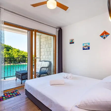 Authentic Dalmatia By Lucija Novum Apartmán *