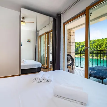 Apartman Authentic Dalmatia By Lucija Novum *