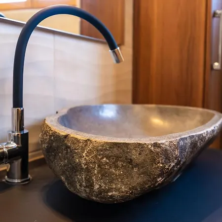 Authentic Dalmatia By Lucija Novum Novigrad (Dalmatia)